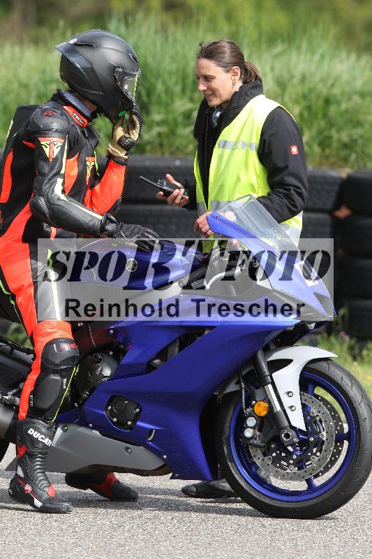 /Archiv-2025/10 23.04.2025 Cornu Master School ADR/gruen-vert/47